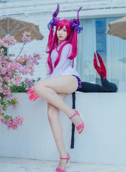 高h文情趣内衣-中英字幕免费观看韩国