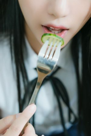 秘书被c摁办公h嗯啊sp文-百度云播免费观看